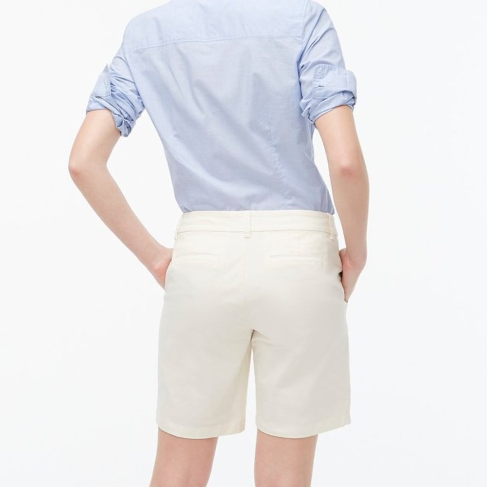 J.Crew NWT 9" Bermuda Chino Shorts size 4 - Picture 4 of 11